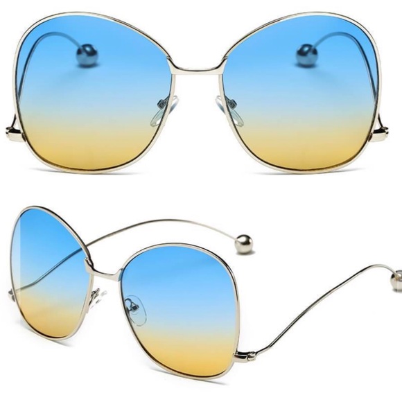 Cali’s ‘02 - Picture 6 of 8